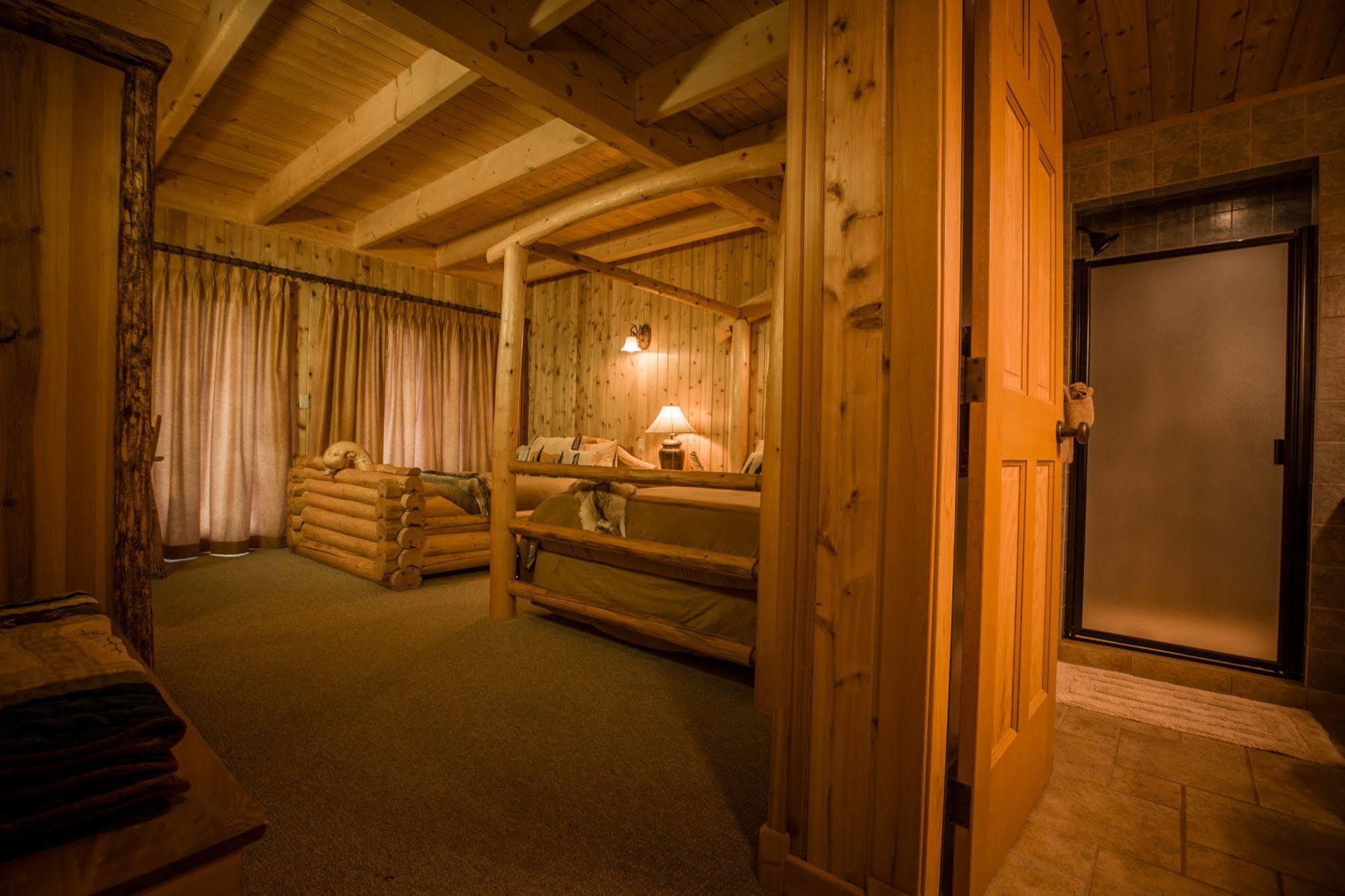 Bear Claw Lodge Kispiox 外观 照片